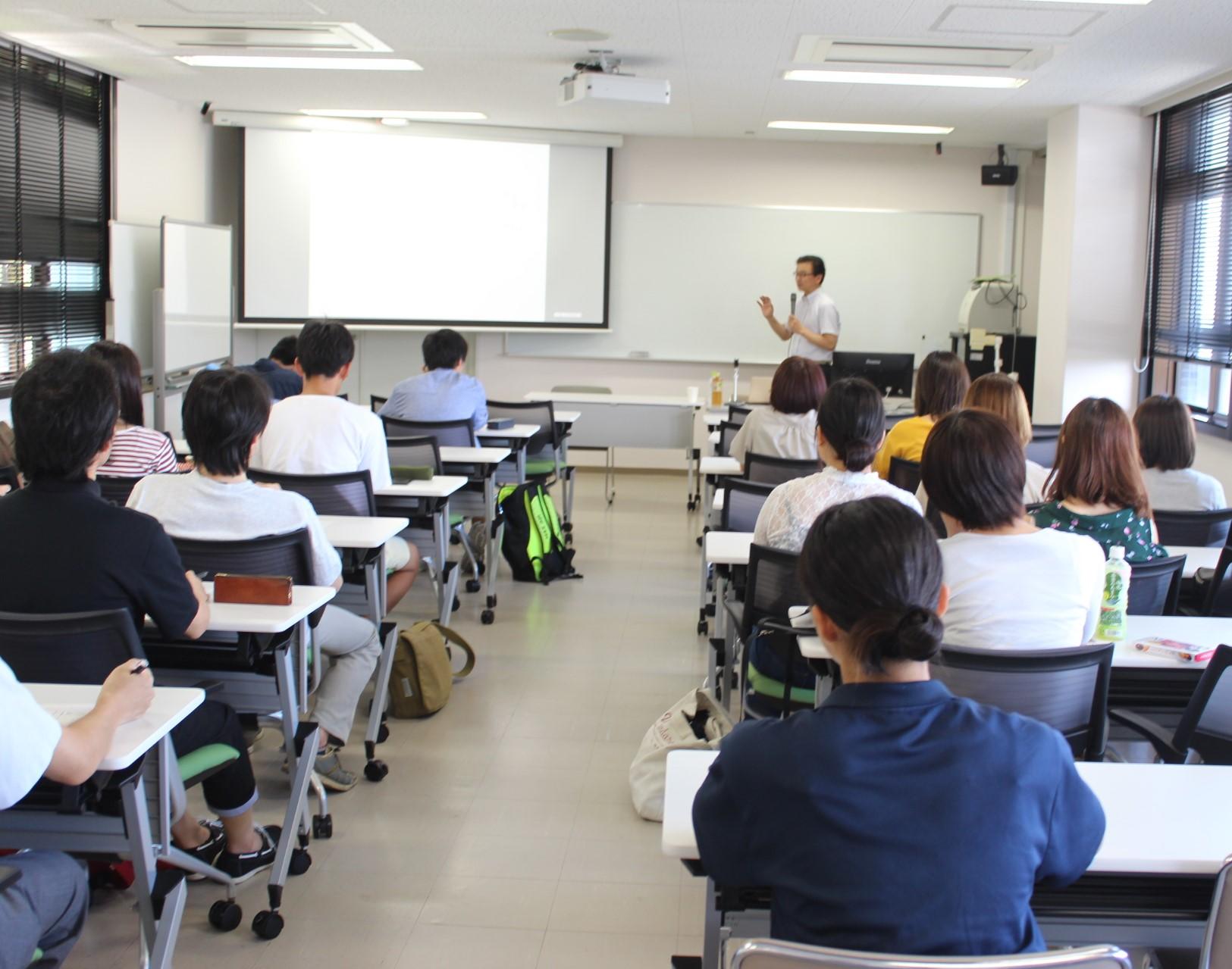 講演会の様子