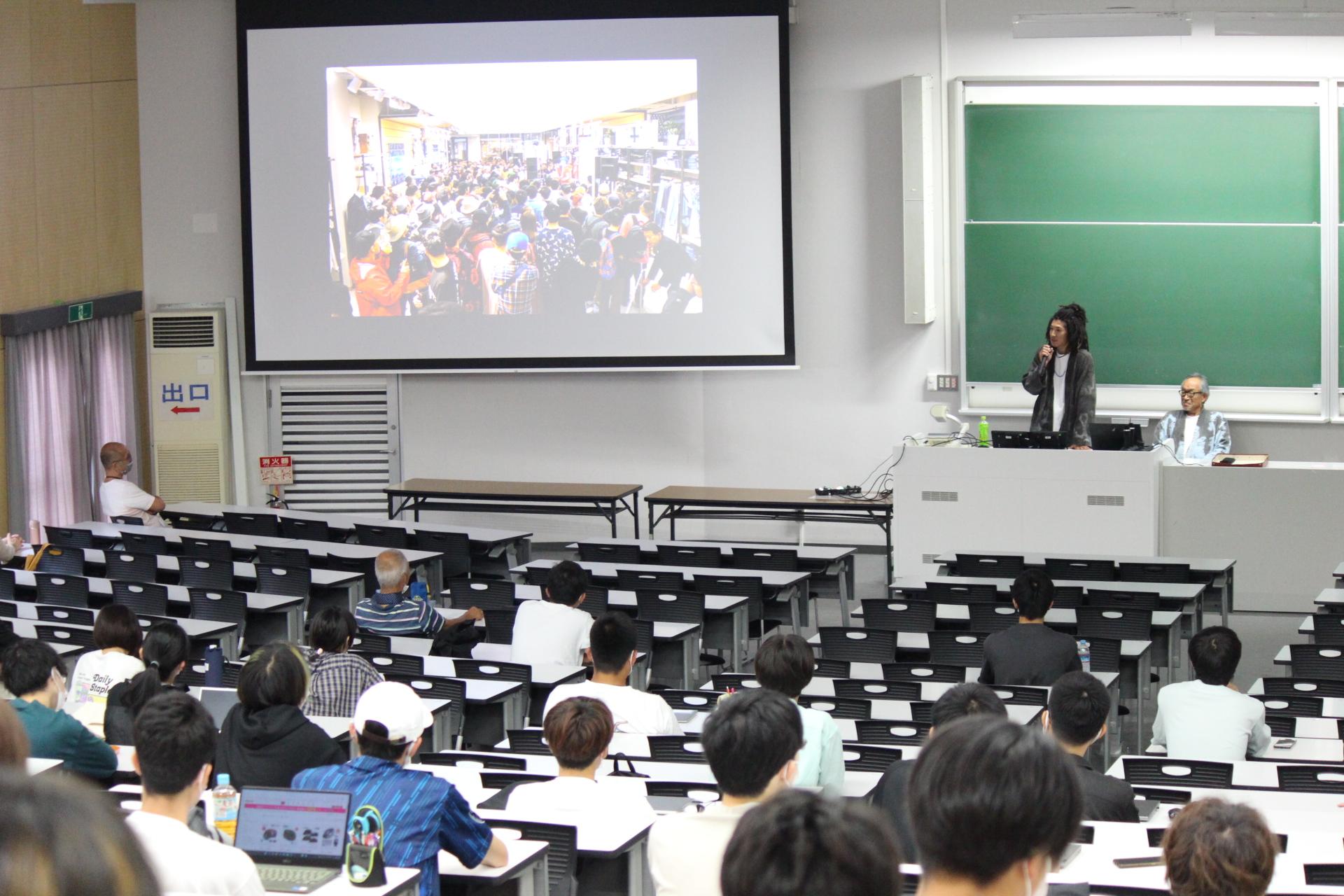 講演会の様子