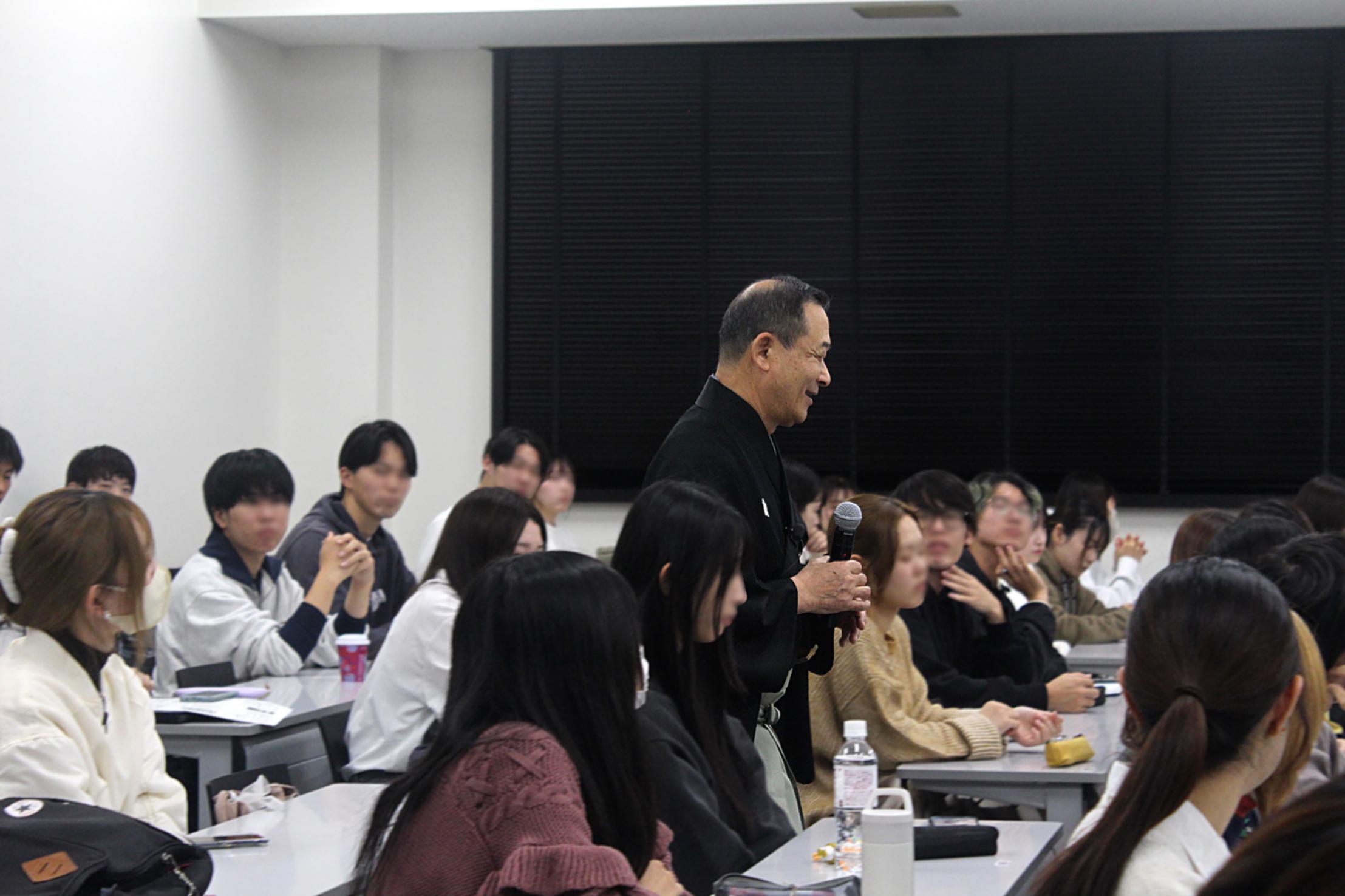 講演会の様子