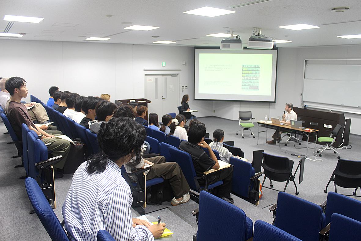 講演会の様子