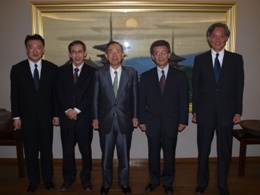 中国大使館表敬訪問</td>