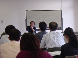 Dr.Kaneko