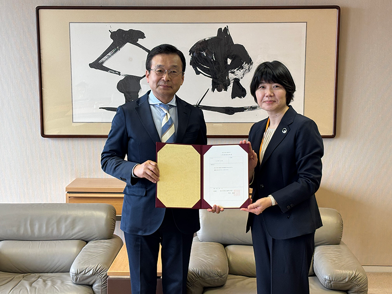 伊藤忠商事株式会社 顧問・小林文彦氏が経済学部客員教授に就任のサムネイル